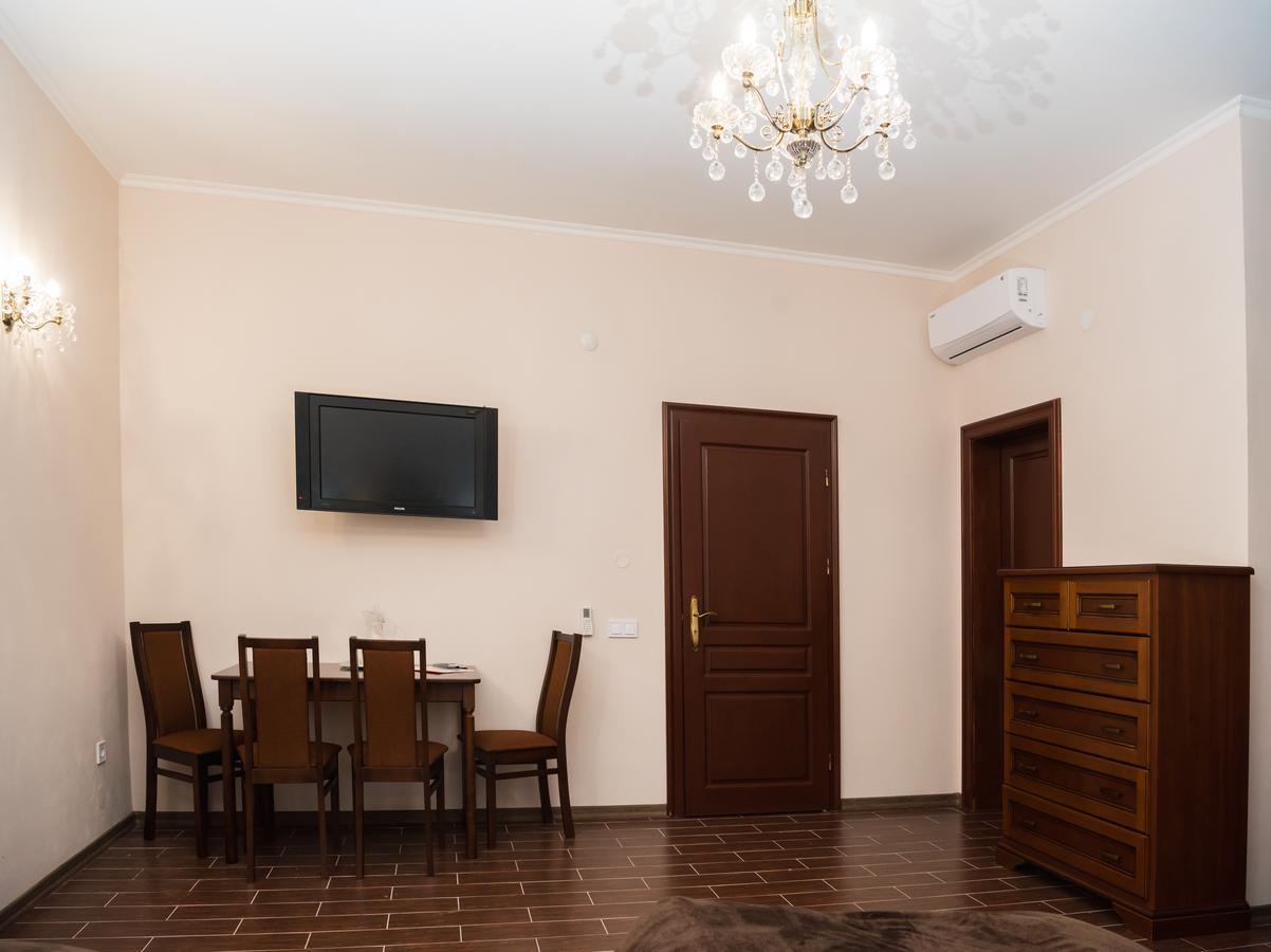 Hotel " Boutique " Użhorod Zewnętrze zdjęcie